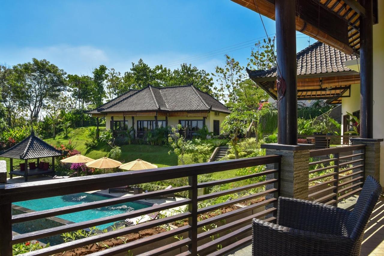 Villa Cahaya Perfectly Formed By The Natural Surrounding And Balinese Hospitality Ловіна Екстер'єр фото