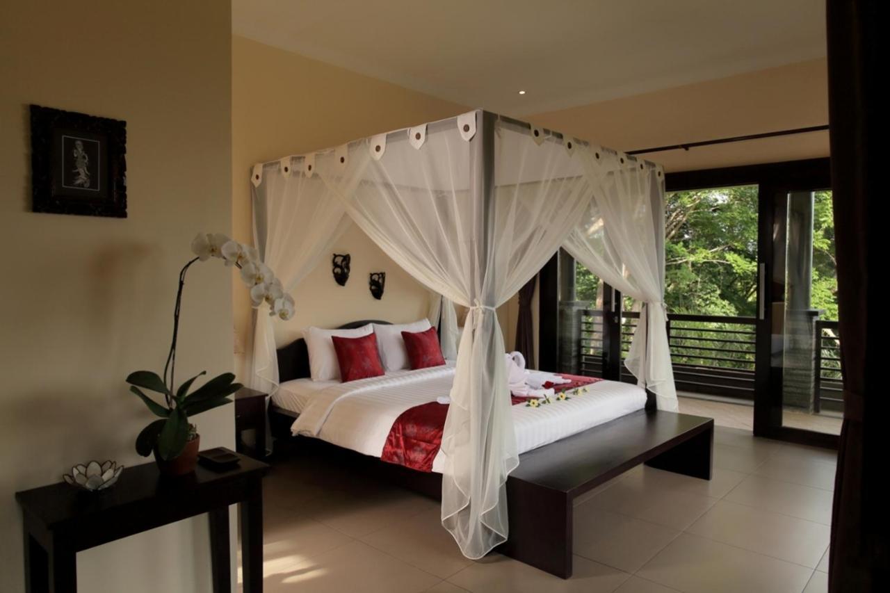 Villa Cahaya Perfectly Formed By The Natural Surrounding And Balinese Hospitality Ловіна Екстер'єр фото
