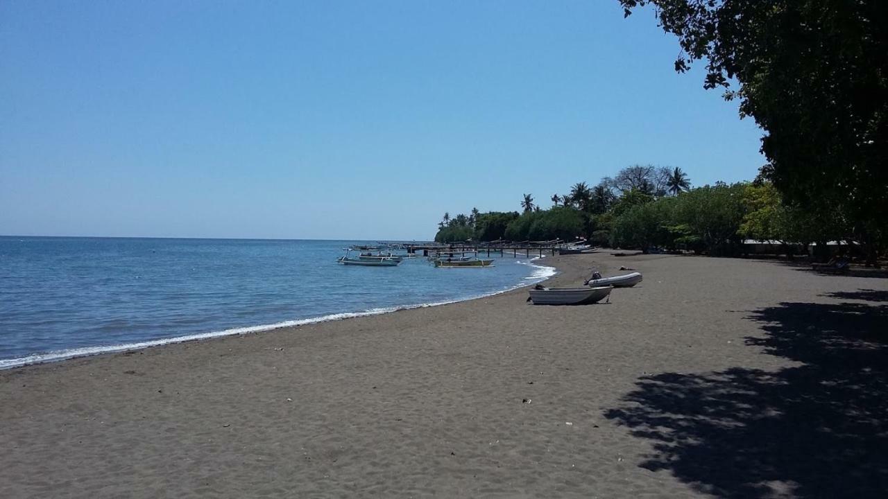 Villa Cahaya Perfectly Formed By The Natural Surrounding And Balinese Hospitality Ловіна Екстер'єр фото